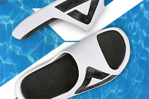 匹克態(tài)極拖鞋多少錢(qián) 匹克態(tài)極拖鞋發(fā)售時(shí)間 匹克態(tài)極拖鞋多少錢(qián) 匹克態(tài)極拖鞋發(fā)售時(shí)間