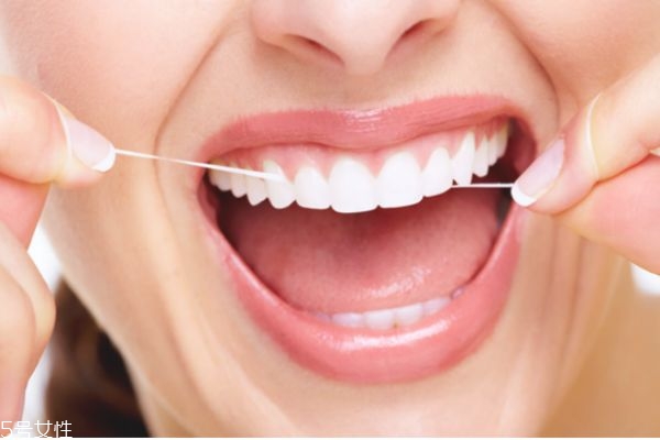 冷光美白儀真的有用嗎 唯愛牙齒冷光美白儀使用方法 冷光美白儀真的有用嗎 唯愛牙齒冷光美白儀使用方法