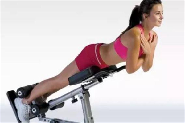 山羊挺身一次做多少 山羊挺身一次訓(xùn)練做幾組