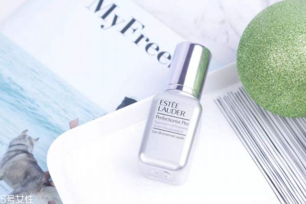 雅詩(shī)蘭黛線(xiàn)雕精華適合什么膚質(zhì) 涂抹線(xiàn)雕有效果嗎