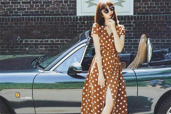 茶歇裙是什么裙子 茶歇裙是什么款式 茶歇裙是什么裙子 茶歇裙是什么款式