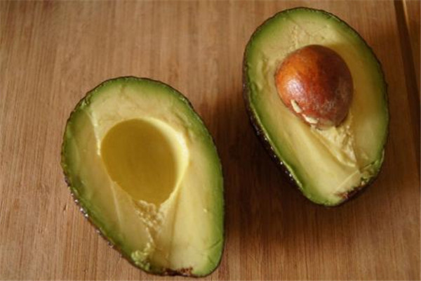 牛油果是水果嗎 牛油果怎么吃好 牛油果是水果嗎 牛油果怎么吃好
