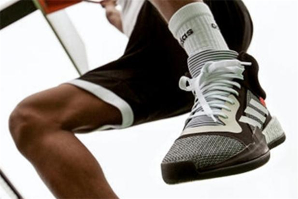 阿迪marquee boost適合什么位置 大體重球員首選 阿迪marquee boost適合什么位置 大體重球員首選