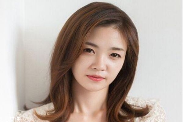 發(fā)際線低剪什么發(fā)型 發(fā)際線低適合發(fā)型圖 發(fā)際線低剪什么發(fā)型 發(fā)際線低適合發(fā)型圖