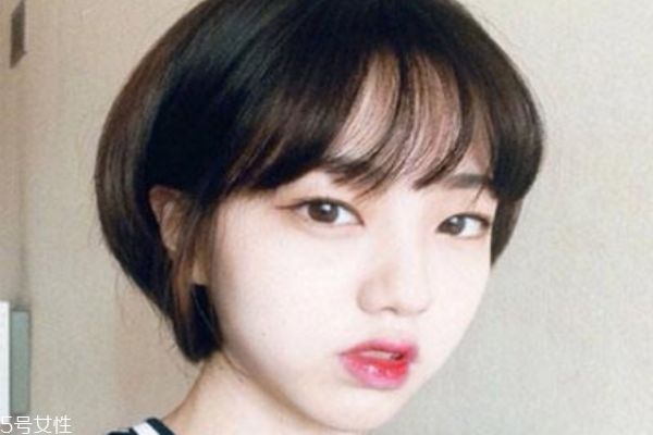 月牙臉適合什么發(fā)型 適合月牙臉的發(fā)型女 月牙臉適合什么發(fā)型 適合月牙臉的發(fā)型女