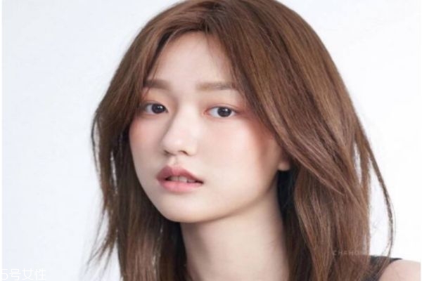 發(fā)際線高女生適合發(fā)型 發(fā)際線高女生發(fā)型圖片 發(fā)際線高女生適合發(fā)型 發(fā)際線高女生發(fā)型圖片