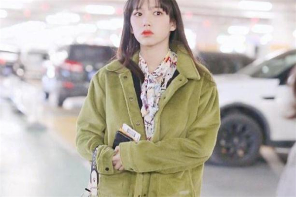 牛油果綠搭配什么顏色好看 牛油果綠搭配技巧 牛油果綠搭配什么顏色好看 牛油果綠搭配技巧