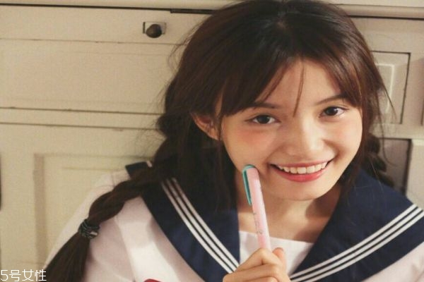 自體脂肪填充和玻尿酸填充哪個(gè)好 自體脂肪好還是玻尿酸好 自體脂肪填充和玻尿酸填充哪個(gè)好 自體脂肪好還是玻尿酸好