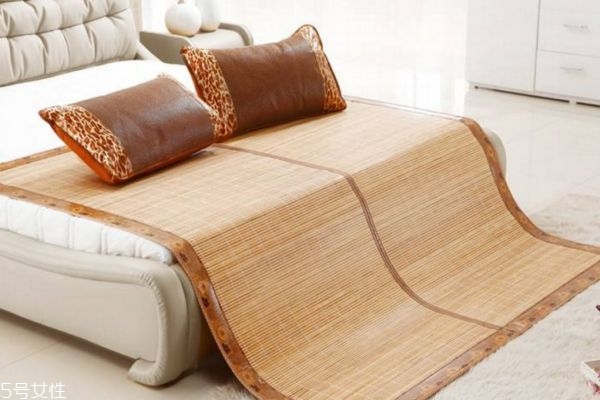 夏天孕婦可以睡涼席嗎 孕婦睡涼席的注意事項 夏天孕婦可以睡涼席嗎 孕婦睡涼席的注意事項