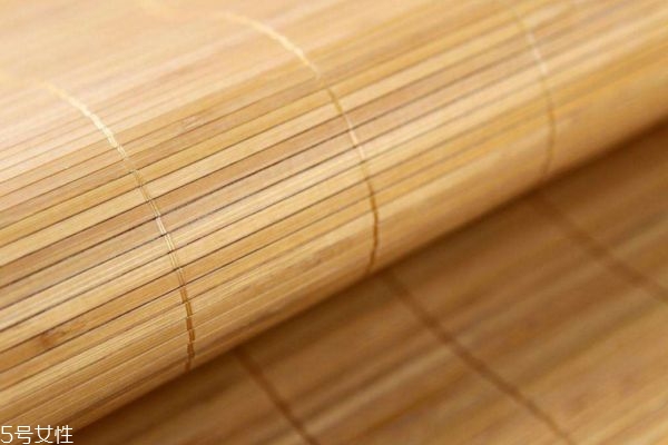 涼席應(yīng)該如何選購 涼席的選擇技巧 涼席應(yīng)該如何選購 涼席的選擇技巧