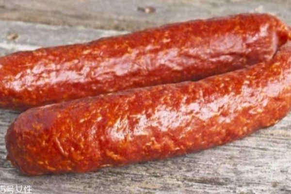在家如何自制香腸 簡(jiǎn)單又好吃的香腸做法 在家如何自制香腸 簡(jiǎn)單又好吃的香腸做法