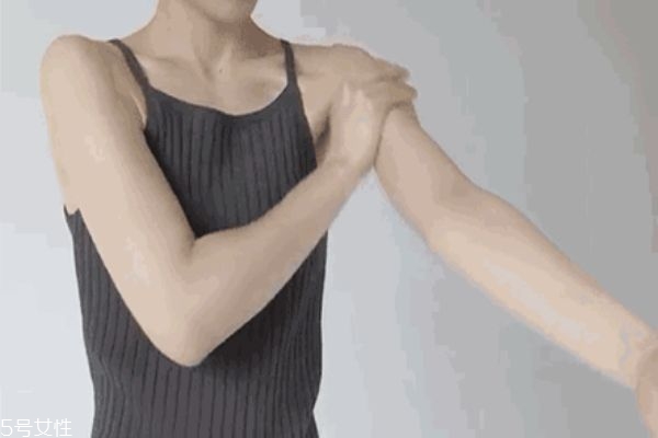 怎么按摩瘦四肢贅肉 瘦大小腿減肥按摩手法 怎么按摩瘦四肢贅肉 瘦大小腿減肥按摩手法