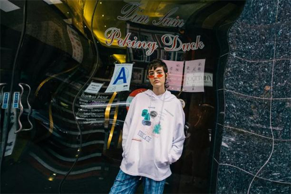 taka original是什么牌子 中國(guó)原創(chuàng)設(shè)計(jì)師潮牌 taka original是什么牌子 中國(guó)原創(chuàng)設(shè)計(jì)師潮牌