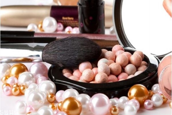 新手買(mǎi)啞光還是珠光 告訴你怎么做