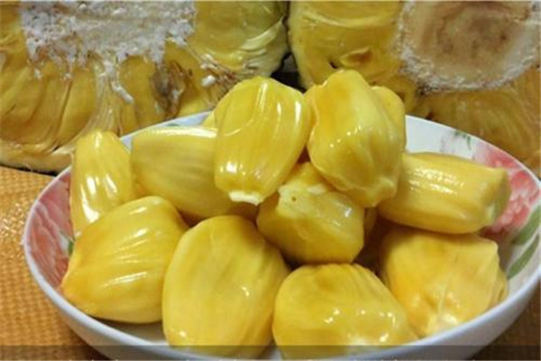 菠蘿蜜有點(diǎn)臭味正常嗎 菠蘿蜜有味道正常嗎 菠蘿蜜有點(diǎn)臭味正常嗎 菠蘿蜜有味道正常嗎