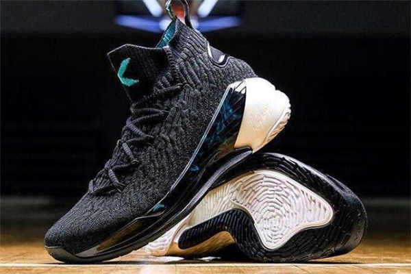 安踏kt4和要瘋3哪個(gè)好 kt4和要瘋3對(duì)比測(cè)評(píng) 安踏kt4和要瘋3哪個(gè)好 kt4和要瘋3對(duì)比測(cè)評(píng)