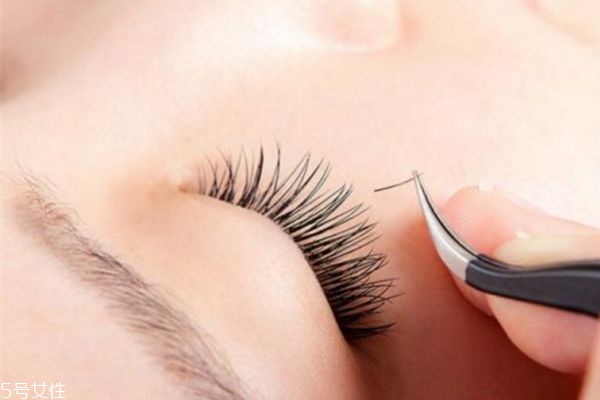 嫁接睫毛可以保持多久 種睫毛怎么保持久一點(diǎn) 嫁接睫毛可以保持多久 種睫毛怎么保持久一點(diǎn)