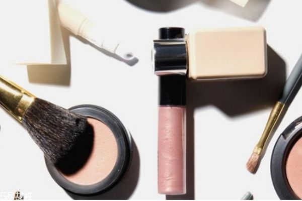 新手買(mǎi)啞光還是珠光 告訴你怎么做