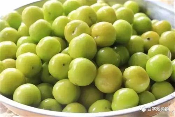 高血壓能喝李子酒嗎 李子酒好嗎 高血壓能喝李子酒嗎 李子酒好嗎