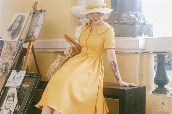 復(fù)古風(fēng)連衣裙什么款式好看 來(lái)看這幾款 復(fù)古風(fēng)連衣裙什么款式好看 來(lái)看這幾款