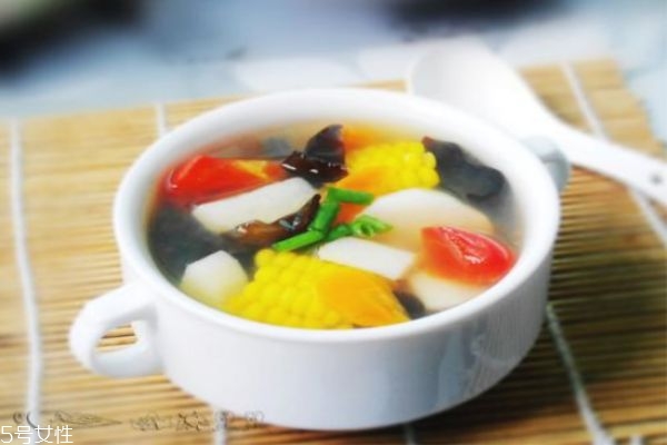 女人喝什么湯好補(bǔ)身 煲湯食譜大全及做法 女人喝什么湯好補(bǔ)身 煲湯食譜大全及做法