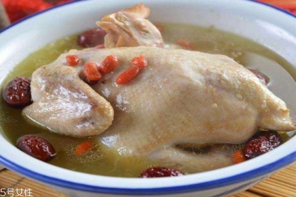 雞湯不適合什么人喝 5類人喝雞湯要注意 雞湯不適合什么人喝 5類人喝雞湯要注意