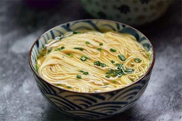 夏至吃什么面最好 夏至吃面條的寓意 夏至吃什么面最好 夏至吃面條的寓意