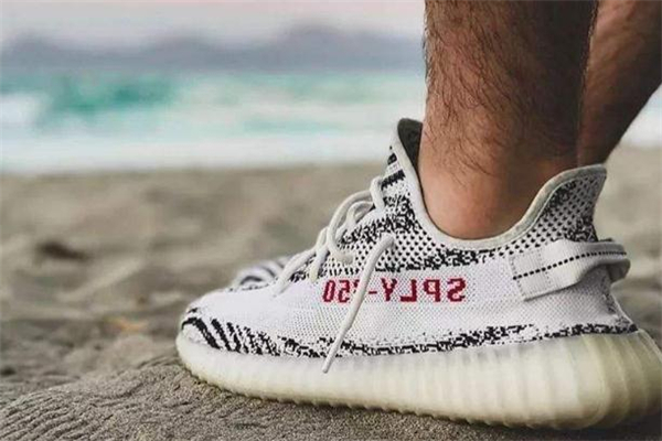 yeezy抽中了就一定能排到嗎 yeezy抽簽規(guī)則 yeezy抽中了就一定能排到嗎 yeezy抽簽規(guī)則