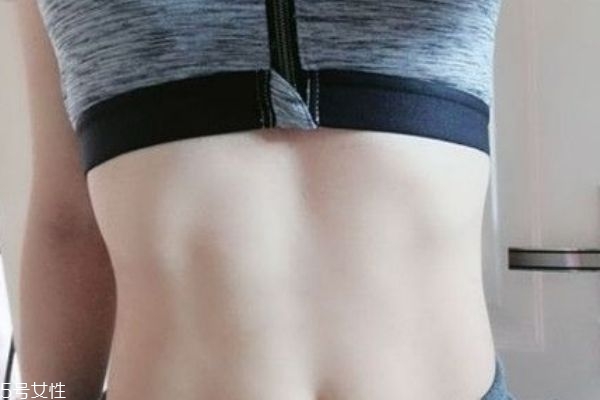 俯臥撐可以瘦肚子嗎 瘦肚子效果不大 俯臥撐可以瘦肚子嗎 瘦肚子效果不大