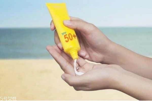 spf是不是越高越好 防曬霜指數(shù)越高越好嗎 spf是不是越高越好 防曬霜指數(shù)越高越好嗎