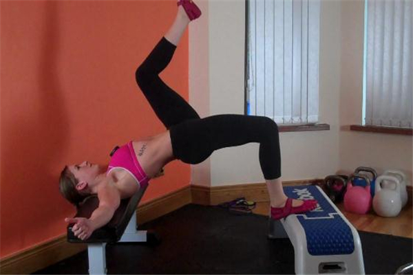 臀沖練什么肌肉 臀沖是練哪里的肌肉 臀沖練什么肌肉 臀沖是練哪里的肌肉