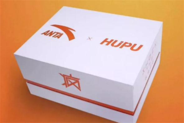 安踏虎撲聯(lián)名開箱諜照 安踏虎撲聯(lián)名是限量嗎 安踏虎撲聯(lián)名開箱諜照 安踏虎撲聯(lián)名是限量嗎