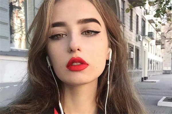 耳軟骨墊鼻尖會(huì)穿透嗎 耳軟骨墊鼻尖會(huì)穿破鼻子嗎 耳軟骨墊鼻尖會(huì)穿透嗎 耳軟骨墊鼻尖會(huì)穿破鼻子嗎