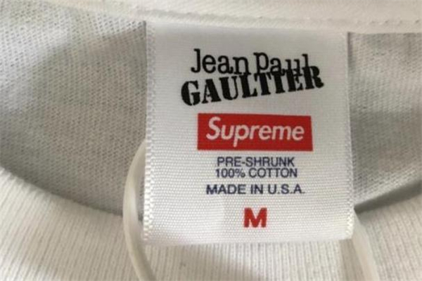 supreme領(lǐng)標真假對比 supreme領(lǐng)標有哪幾種 supreme領(lǐng)標真假對比 supreme領(lǐng)標有哪幾種