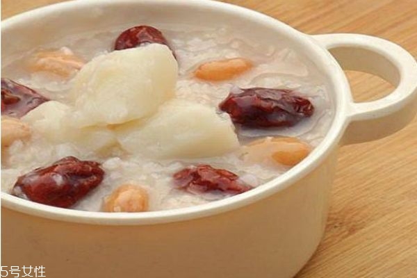 寶寶多大可以吃山藥 寶寶吃山藥的禁忌 寶寶多大可以吃山藥 寶寶吃山藥的禁忌