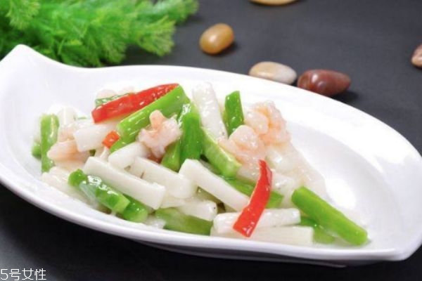 產(chǎn)婦能吃山藥嗎 坐月子可以吃山藥嗎 產(chǎn)婦能吃山藥嗎 坐月子可以吃山藥嗎