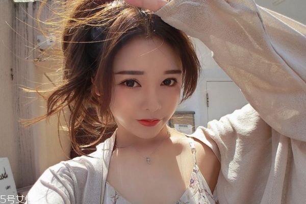 雙眼皮割了多久消腫 雙眼皮全切要多久才能完全恢復好 雙眼皮割了多久消腫 雙眼皮全切要多久才能完全恢復好