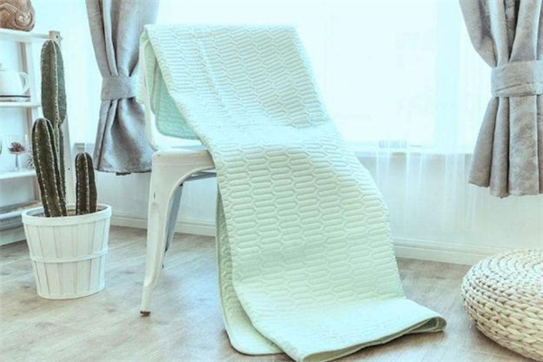 乳膠涼席怎么清洗 乳膠涼席清洗怎么有泡沫 乳膠涼席怎么清洗 乳膠涼席清洗怎么有泡沫