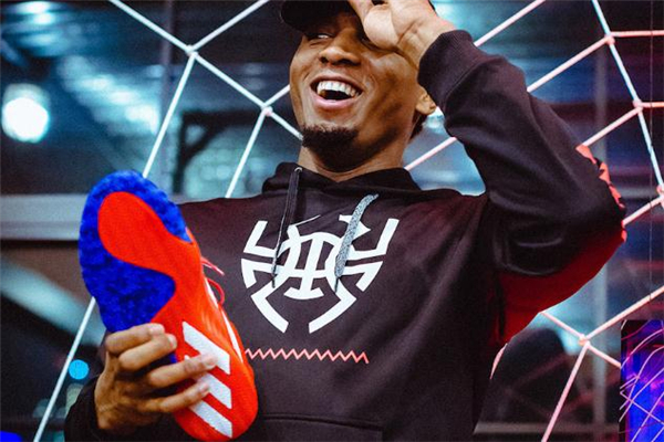 阿迪達(dá)斯don issue 1價(jià)格 米切爾一代多少錢(qián) 阿迪達(dá)斯don issue 1價(jià)格 米切爾一代多少錢(qián)