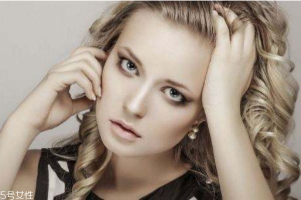 做完超聲刀后臉腫幾天 超聲刀恢復(fù)時間 做完超聲刀后臉腫幾天 超聲刀恢復(fù)時間