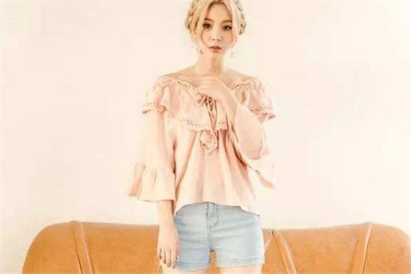 蘋果型身材穿什么好看 蘋果型身材穿衣搭配圖 蘋果型身材穿什么好看 蘋果型身材穿衣搭配圖