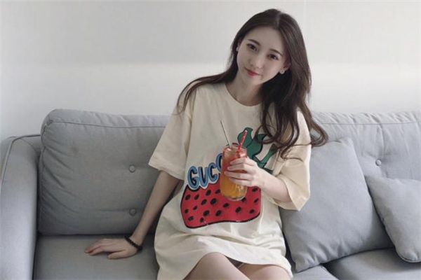 gucci草莓t恤價格 gucci草莓短袖多少錢 gucci草莓t恤價格 gucci草莓短袖多少錢