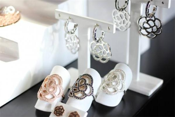 thomas sabo是真寶石嗎-thomas sabo是天然水晶嗎 thomas sabo是真寶石嗎-thomas sabo是天然水晶嗎