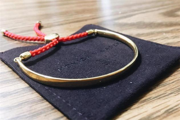 莫妮卡手鏈多少錢 莫妮卡手鏈為什么那么貴 莫妮卡手鏈多少錢 莫妮卡手鏈為什么那么貴