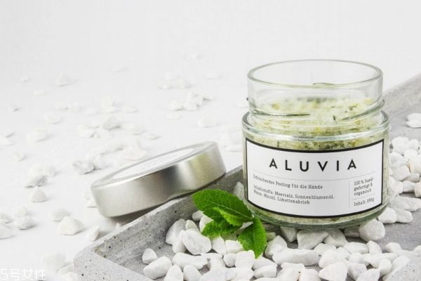 己二醇在護膚品安全嗎 己二醇在護膚品中的作用 己二醇在護膚品安全嗎 己二醇在護膚品中的作用