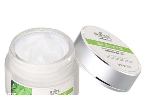 修護霜是什么時候涂的 修護霜的正確使用方法