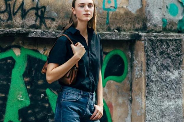 短袖襯衫什么顏色好看 今夏最潮復(fù)古穿搭 短袖襯衫什么顏色好看 今夏最潮復(fù)古穿搭