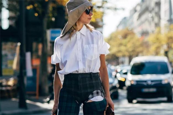 短袖襯衫什么顏色好看 今夏最潮復(fù)古穿搭 短袖襯衫什么顏色好看 今夏最潮復(fù)古穿搭
