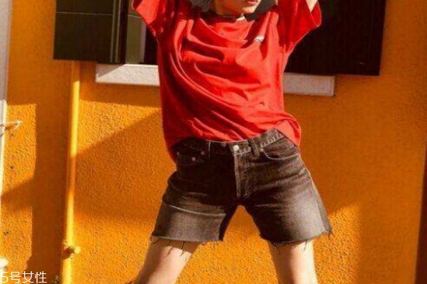 瘦腿精油火辣辣的是怎么回事 瘦腿精油的危害 瘦腿精油火辣辣的是怎么回事 瘦腿精油的危害