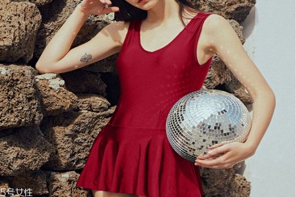 豐胸精油的功效 精油豐胸的效果 豐胸精油的功效 精油豐胸的效果